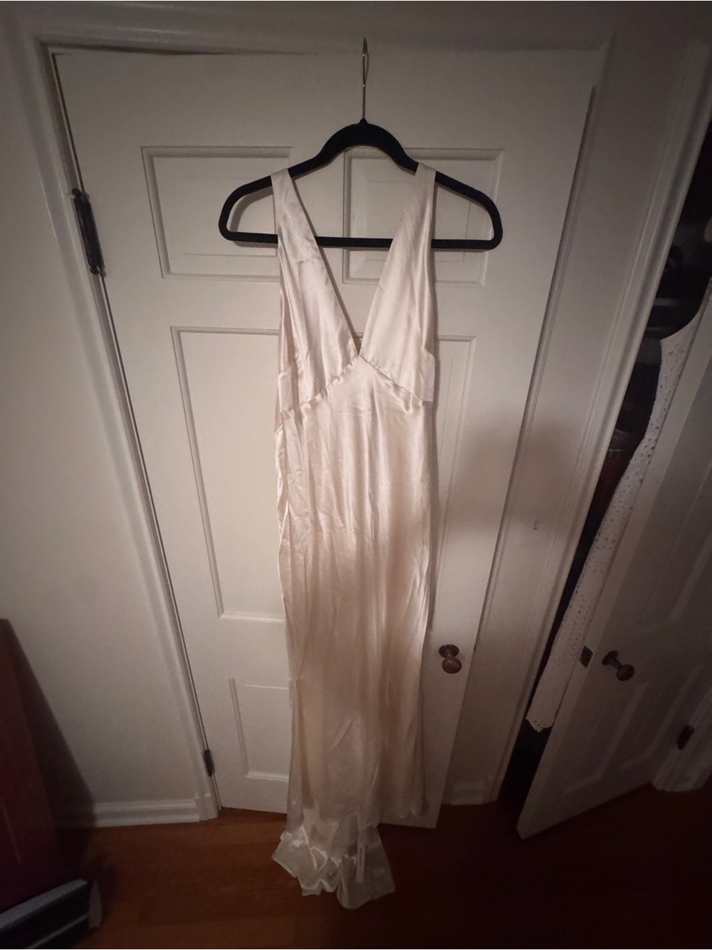 NWT Reformation Margot V-Neck Backless Silk Dress - Picture 2 of 7